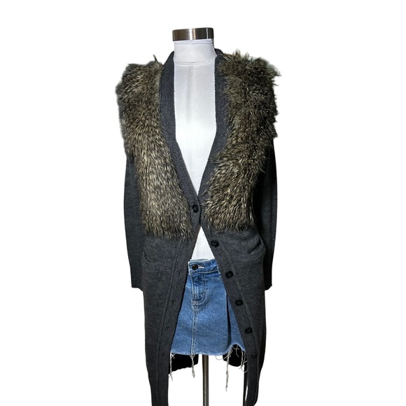 Ann Taylor Sweaters - Ann Taylor Long Cardigan XS Gray Wool Aplaca Faux Fur Collar